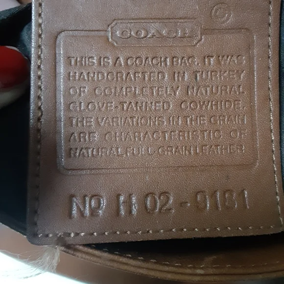 Coach Small Bucket Handbag - Picture 8 of 10